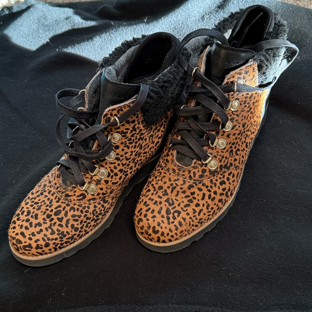 Women’s Cole Haan Leopard Print Lace Up Boots waterproof. Size 7.5
